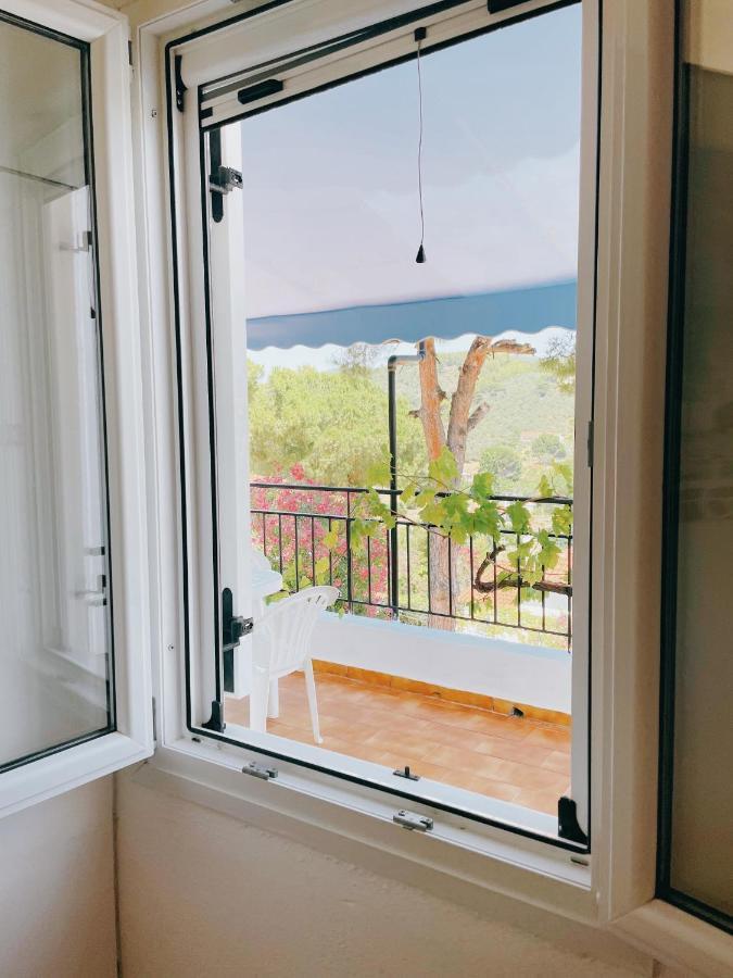 Villa Elpiniki Troulos Exteriör bild