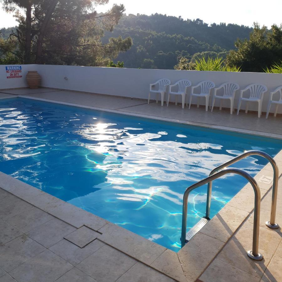 Villa Elpiniki Troulos Exteriör bild